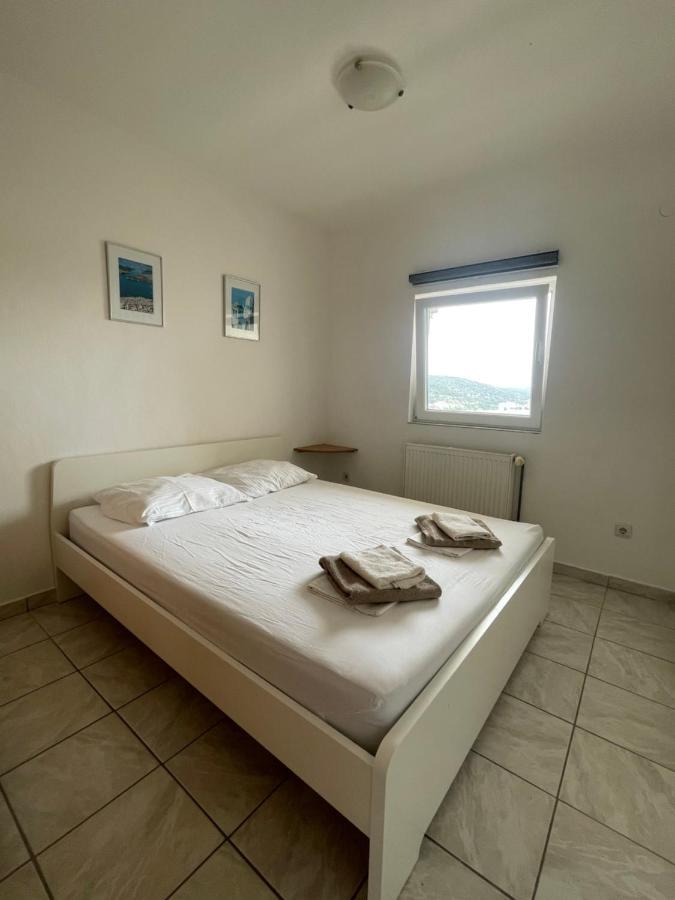 Villa Ivona Rogoznica  Ngoại thất bức ảnh