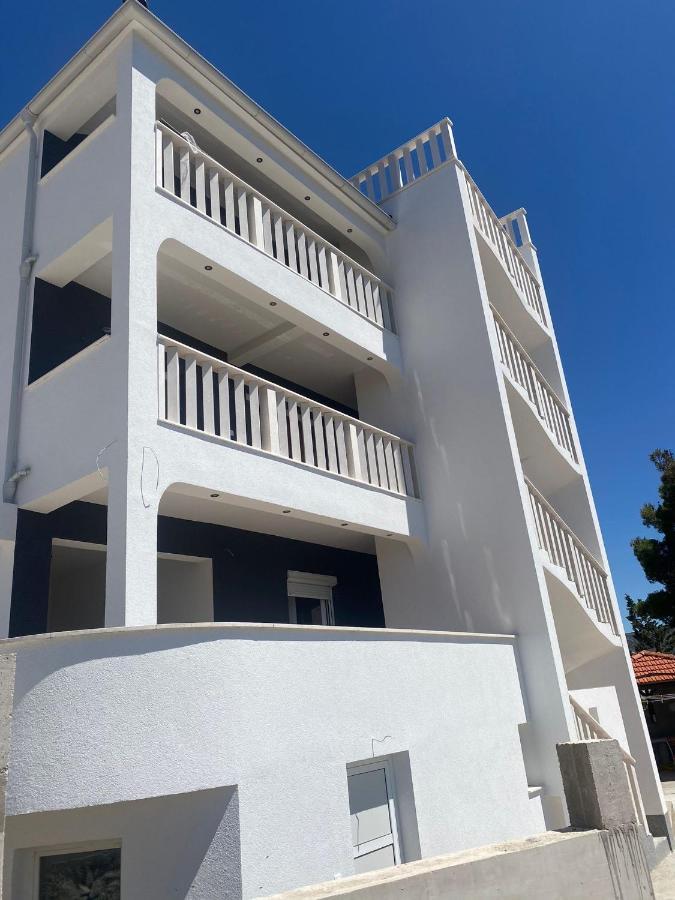 Villa Ivona Rogoznica  Ngoại thất bức ảnh